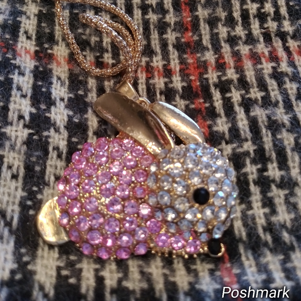 Pendant Bunny Necklace
